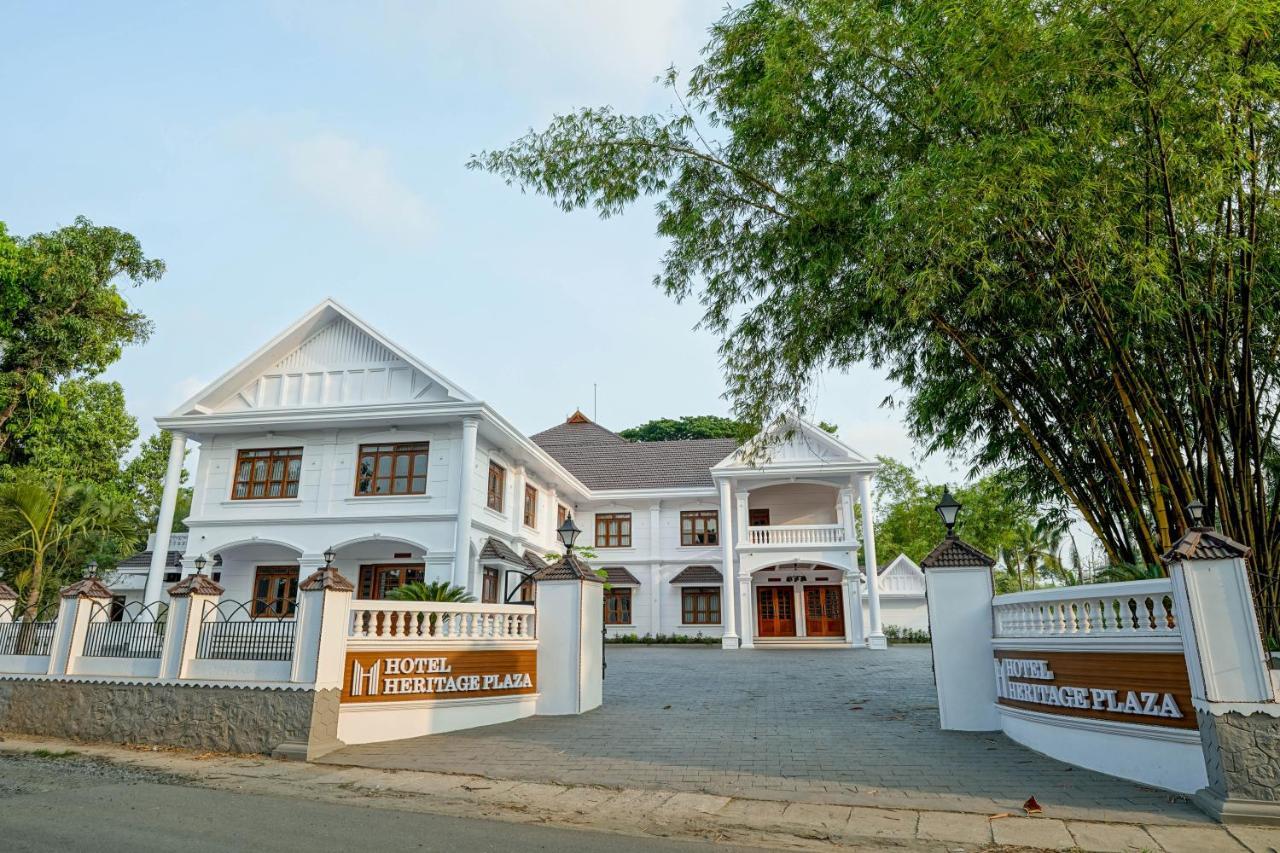 Hotel Heritage Plaza Kottajam Kültér fotó