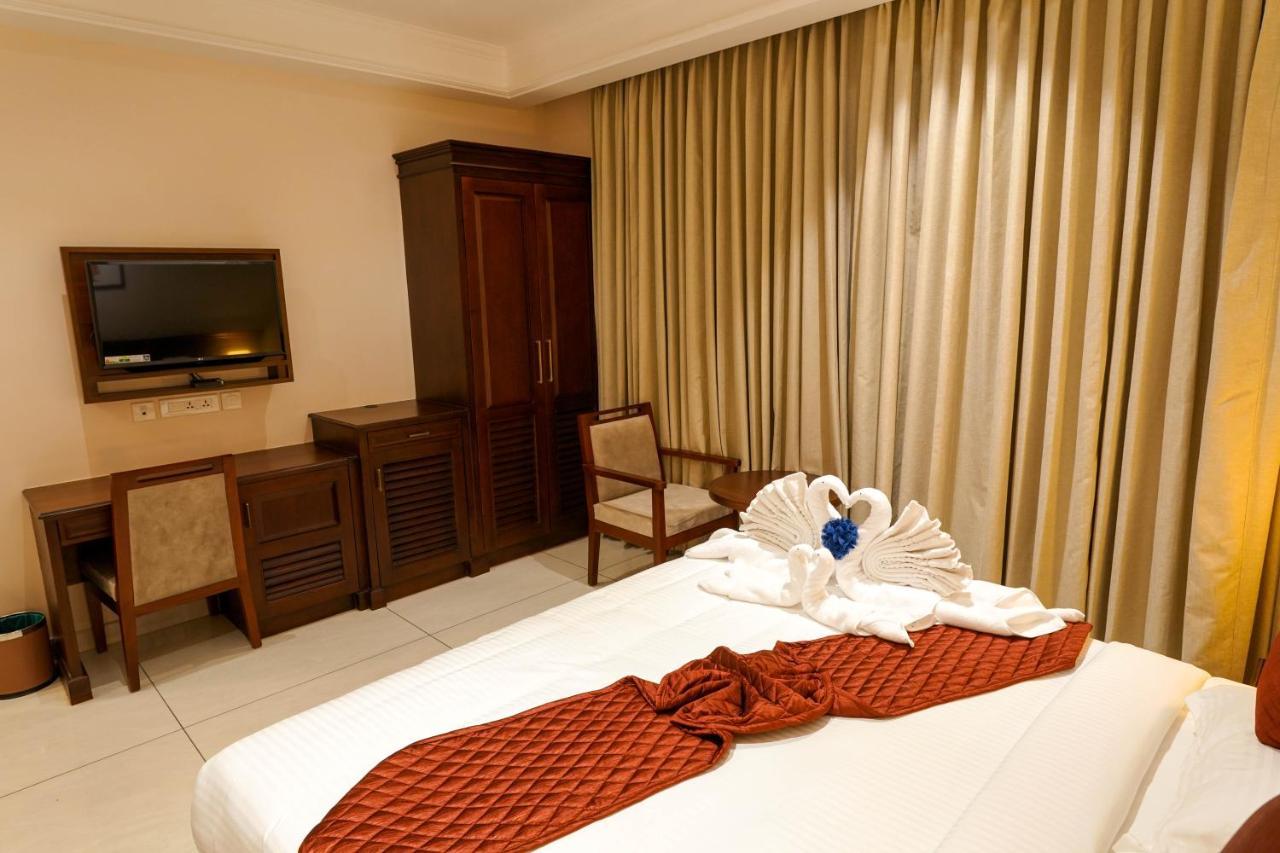 Hotel Heritage Plaza Kottajam Kültér fotó