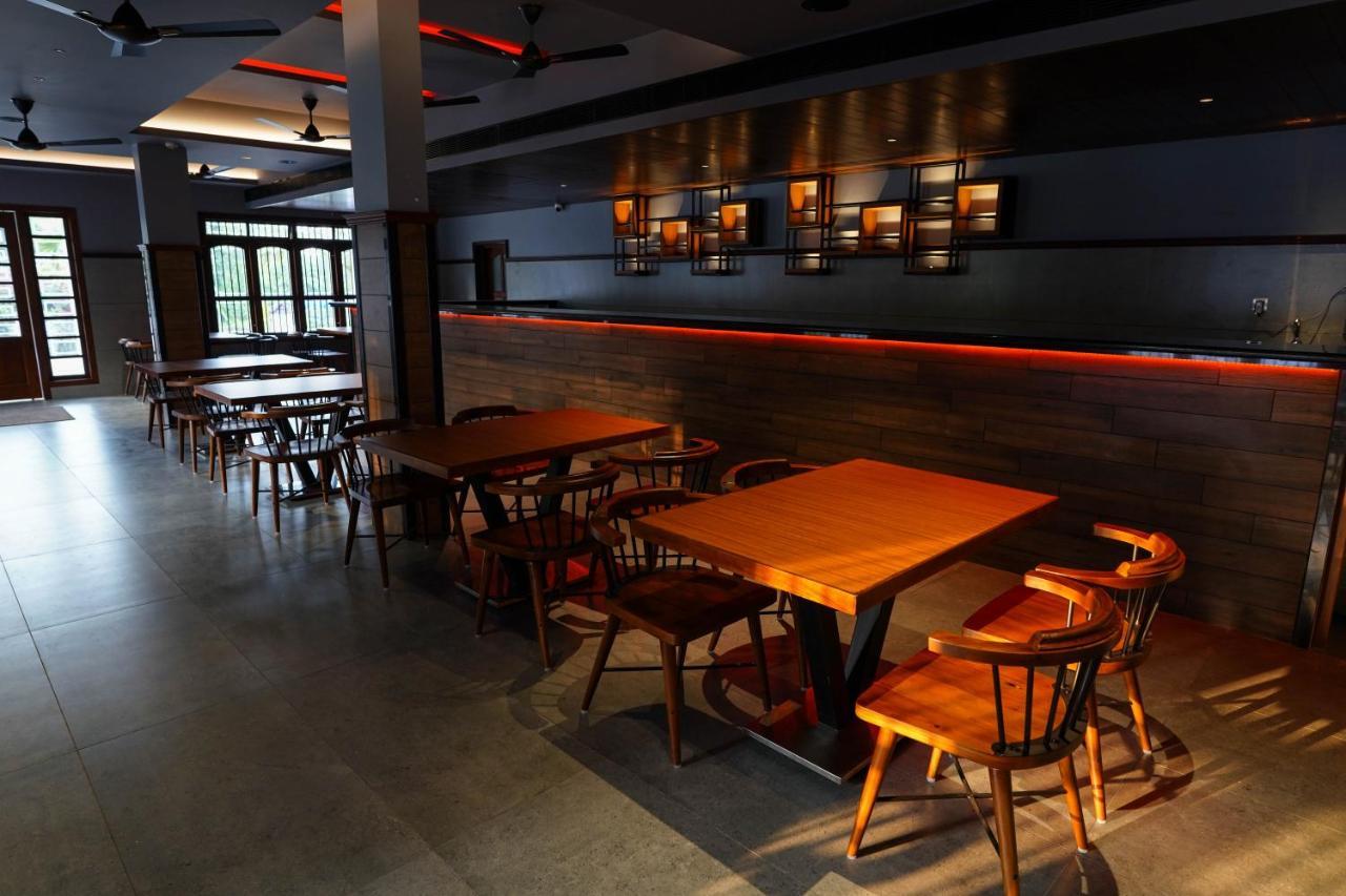 Hotel Heritage Plaza Kottajam Kültér fotó